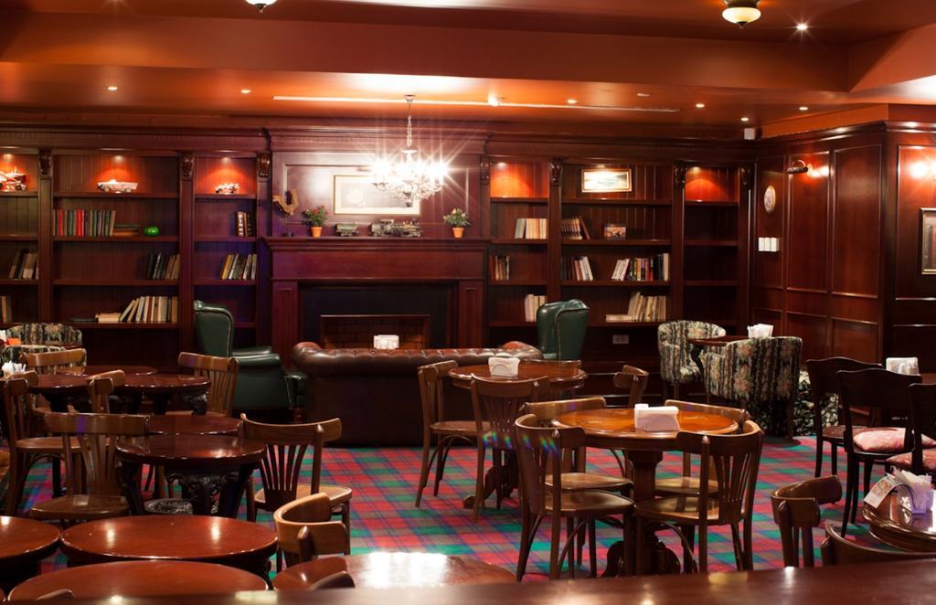 Grand Hotel Victory Ακτάου Εξωτερικό φωτογραφία The library